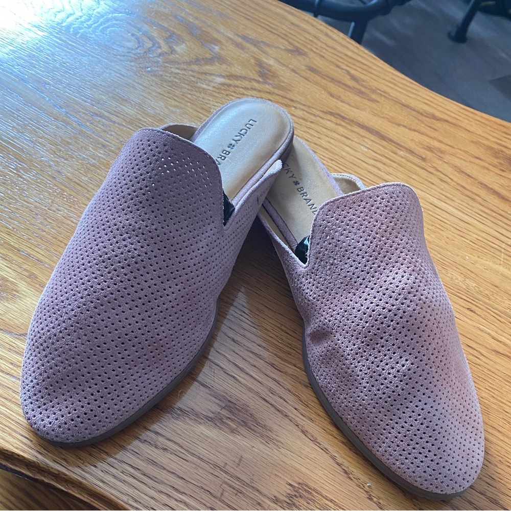 Size 11 women’s Rose coloured Mule